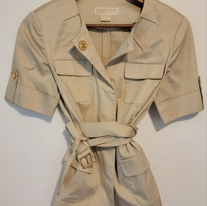 Michael Kors button up structured shirt sith cinched belt